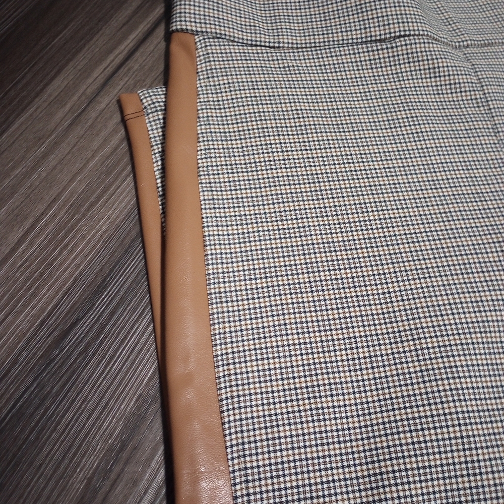 J Ribkoff Cropped Pants - Picture 6 of 7